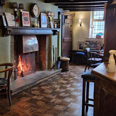 The Talbot Hotel Ledbury Bagian luar foto
